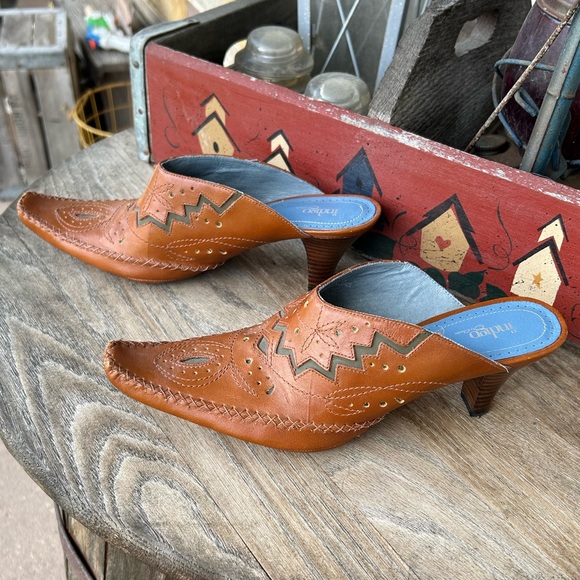 Indigo by Clarks Boho Leather Mules - Picture 5 of 8